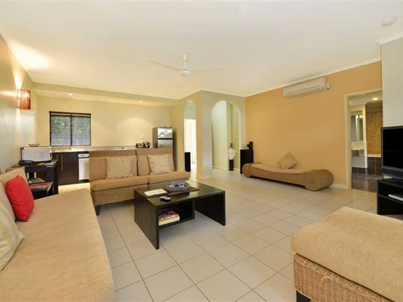 81-85 Cedar Road, Palm Cove QLD 4879