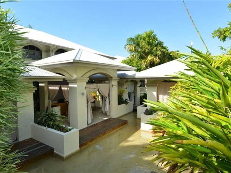 81-85 Cedar Road, Palm Cove QLD 4879