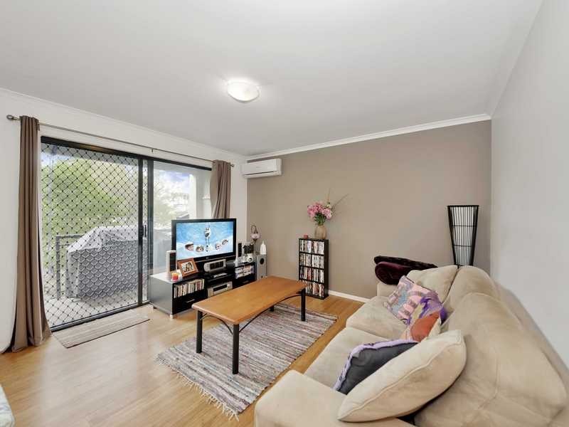 4/9 Beacon Court, Sunrise Beach QLD 4567