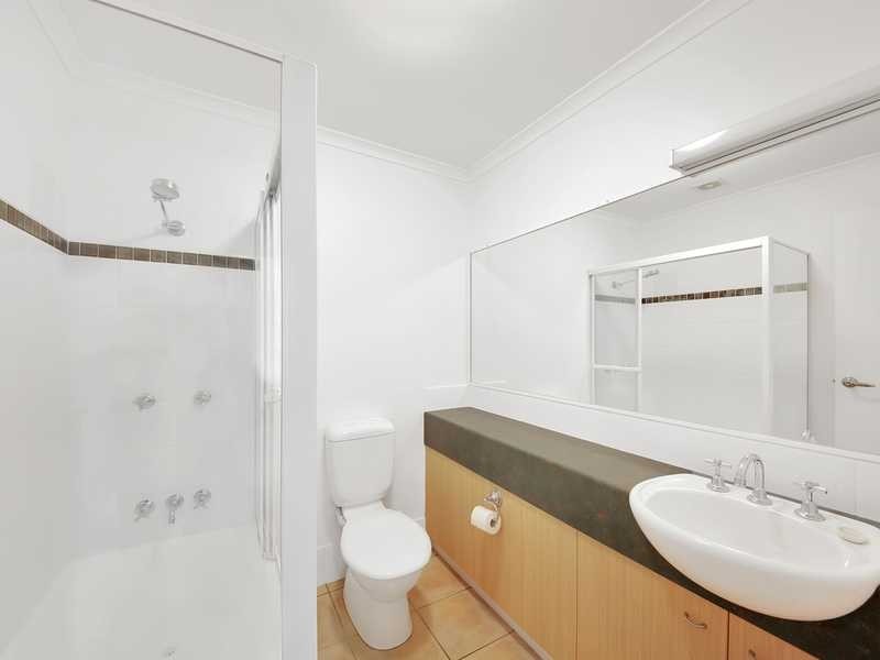 4/9 Beacon Court, Sunrise Beach QLD 4567