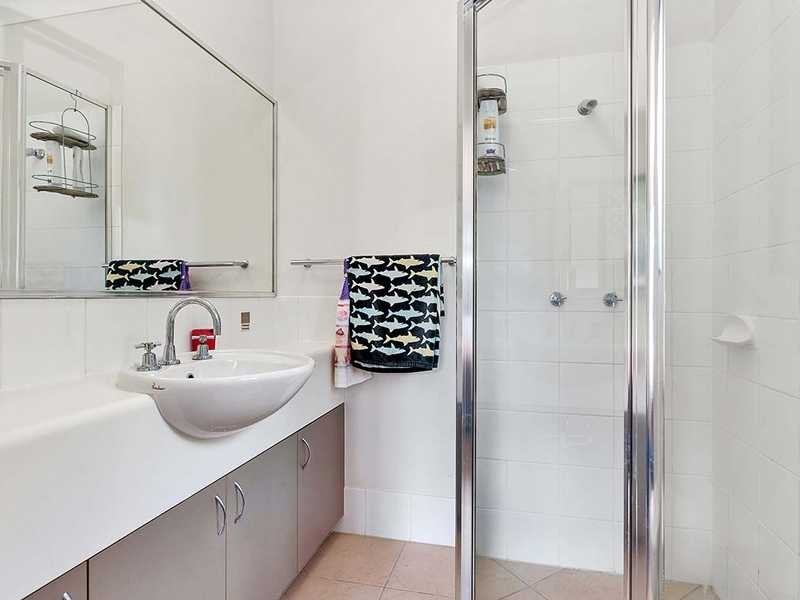 195 Timberlea Drive, Bentley Park QLD 4869