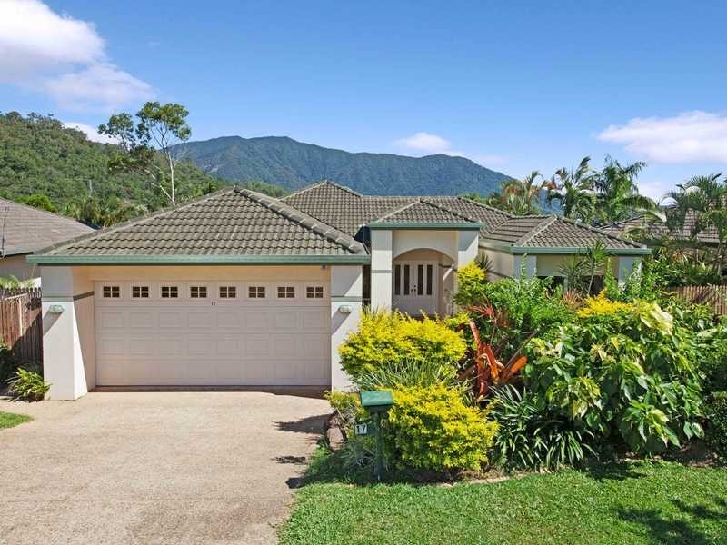 17 Greenock Way, Brinsmead QLD 4870