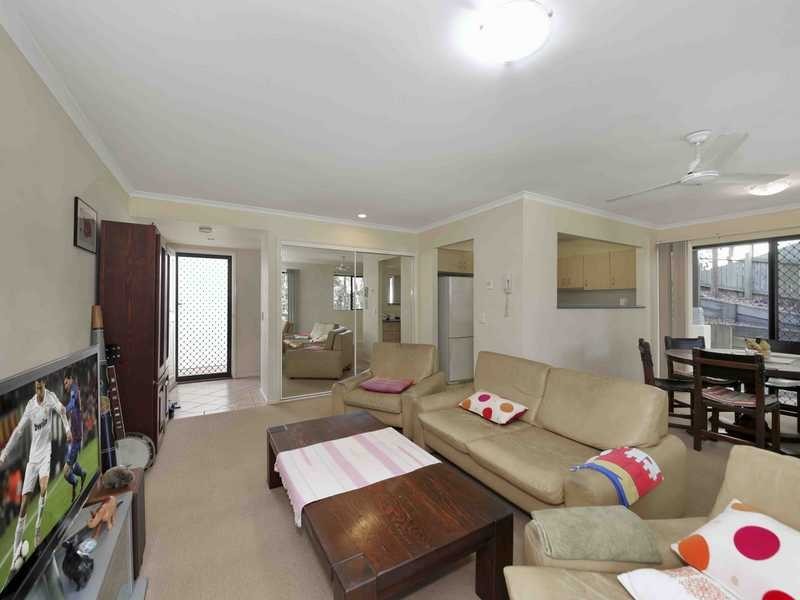14 Advance Place, Sunrise Beach QLD 4567