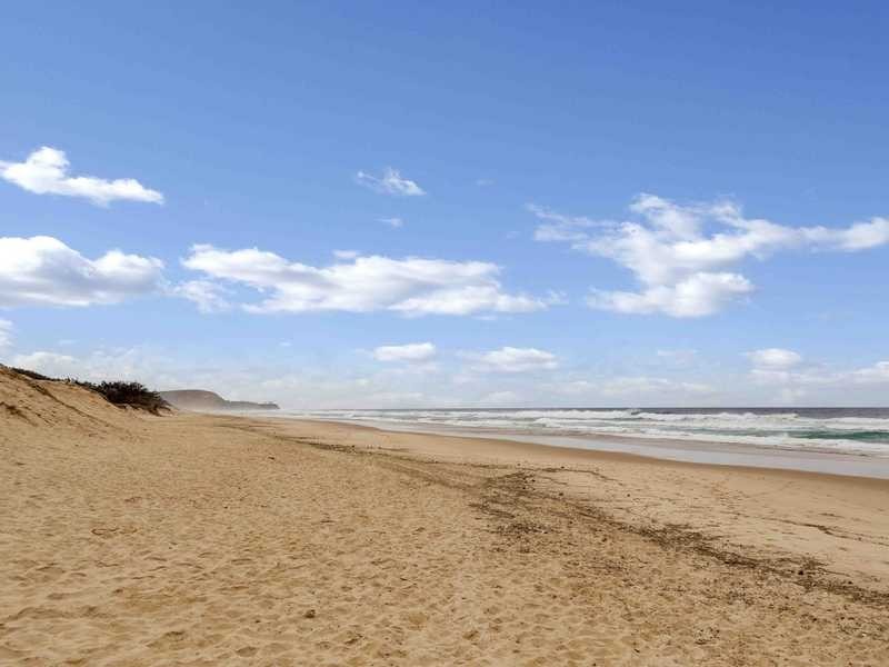 14 Advance Place, Sunrise Beach QLD 4567
