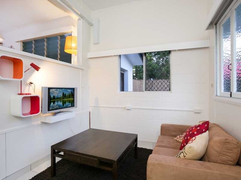 143 Woodward Street, Edge Hill QLD 4870