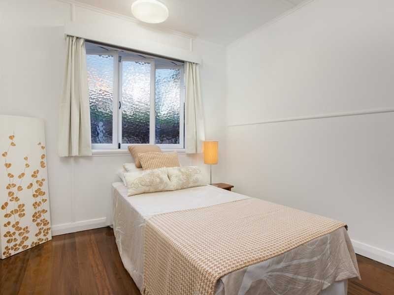143 Woodward Street, Edge Hill QLD 4870