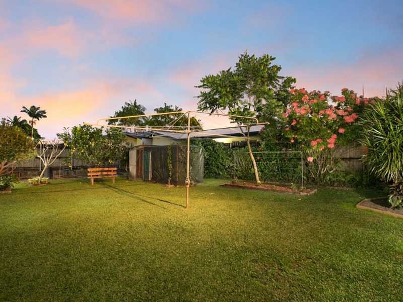 143 Woodward Street, Edge Hill QLD 4870