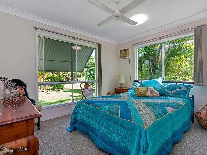 55786 Bruce Hwy, Cardwell QLD 4849