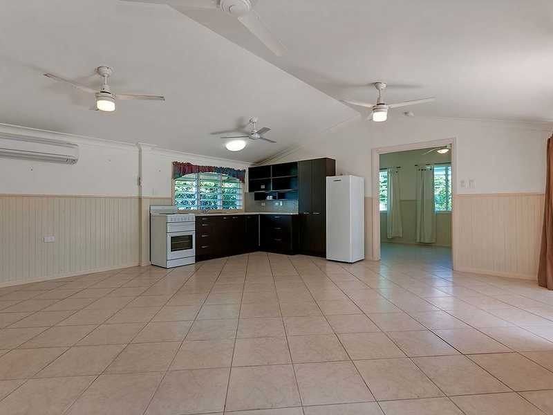 29 Panos Street, Cardwell QLD 4849