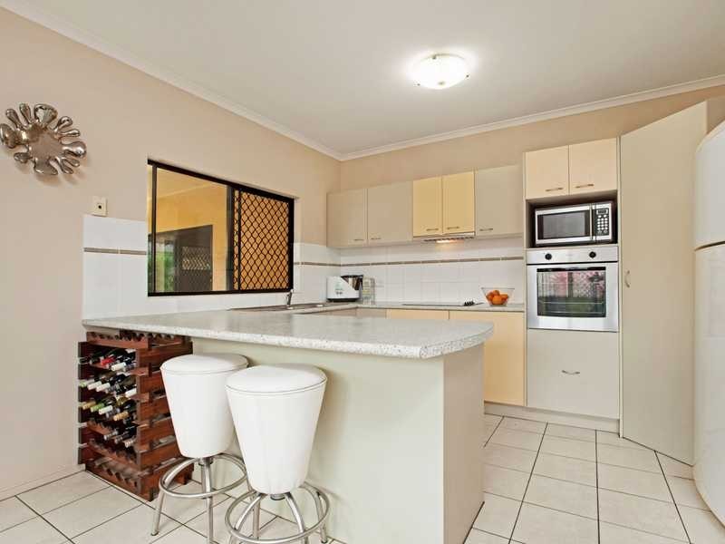 3 Chesterfield Close, Brinsmead QLD 4870