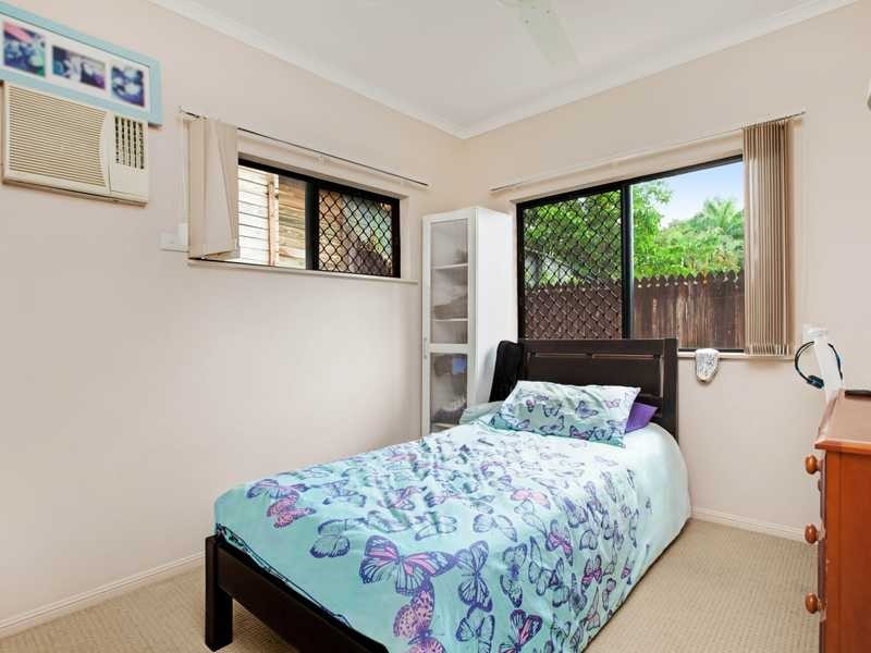 3 Chesterfield Close, Brinsmead QLD 4870