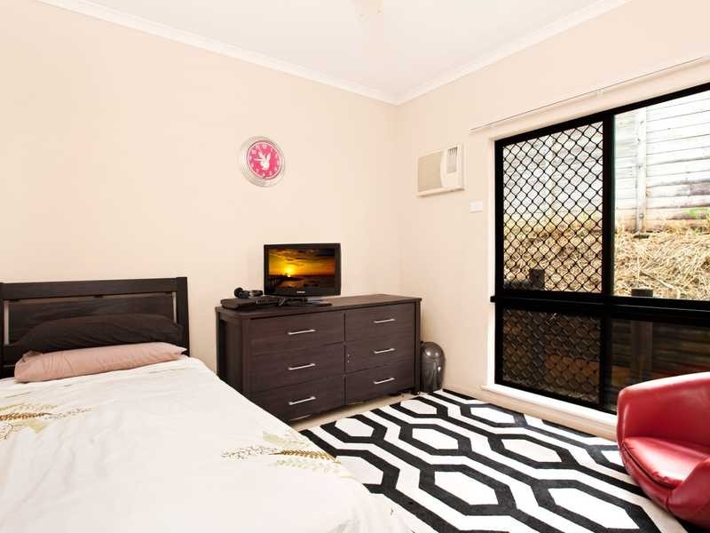 3 Chesterfield Close, Brinsmead QLD 4870
