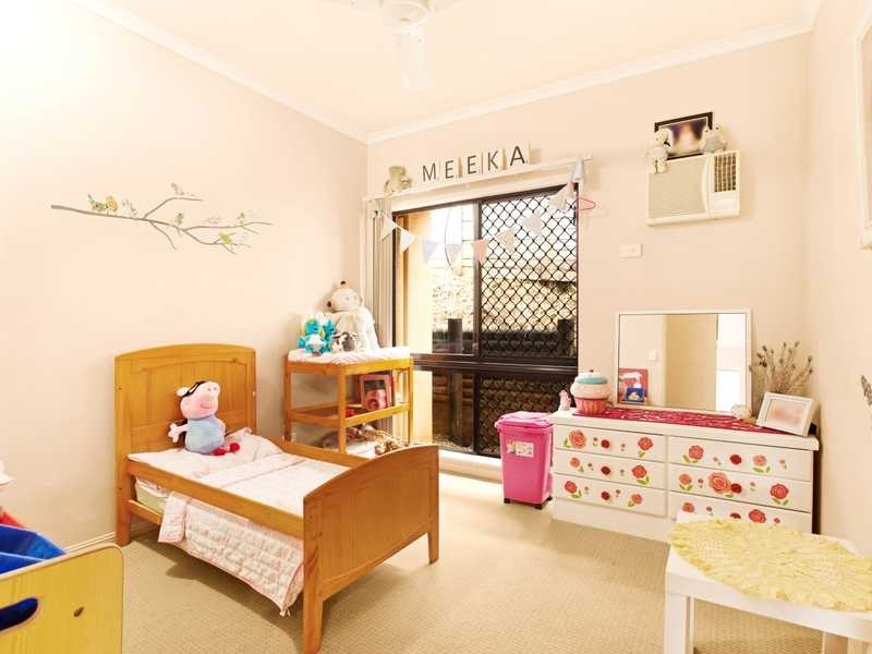 3 Chesterfield Close, Brinsmead QLD 4870
