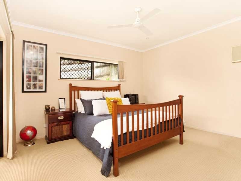 3 Chesterfield Close, Brinsmead QLD 4870