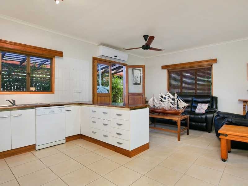 5 Clemson Avenue, Edge Hill QLD 4870