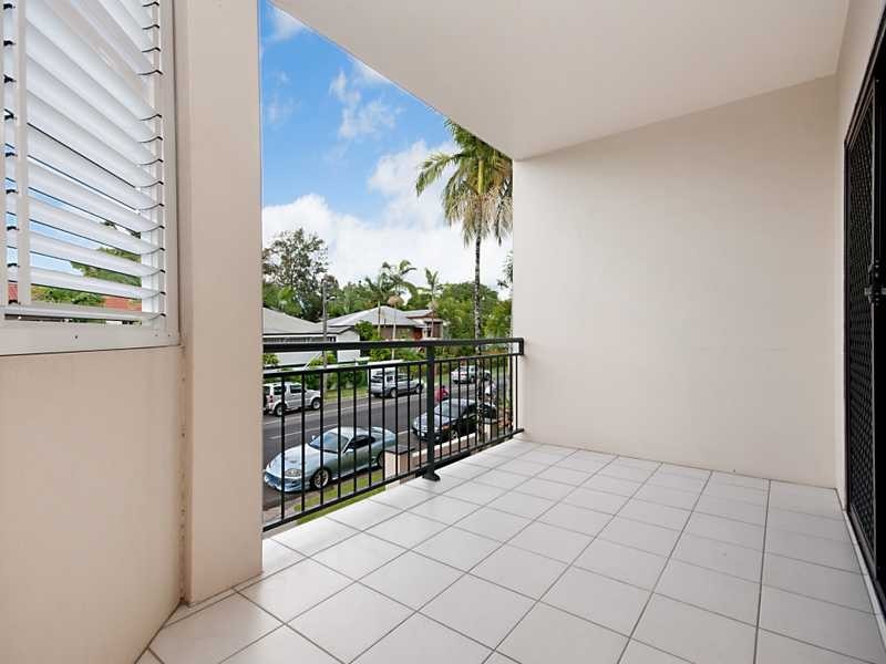 6/72 Digger Street, Cairns North QLD 4870