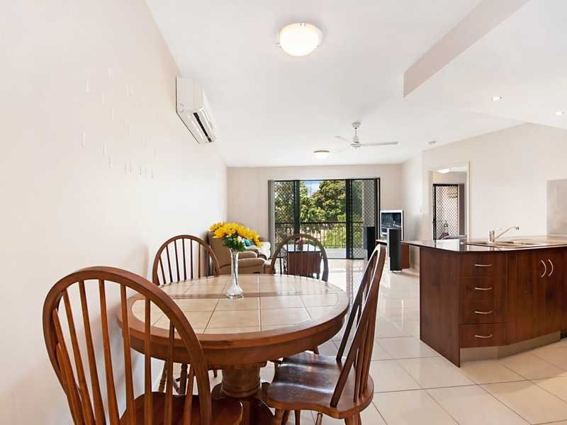 3/351 Lake Street, Cairns North QLD 4870