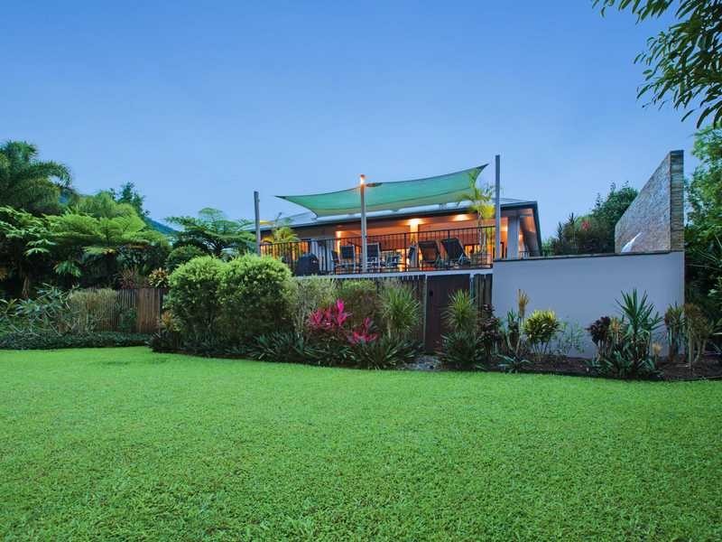 67 William Hickey Street, Redlynch QLD 4870