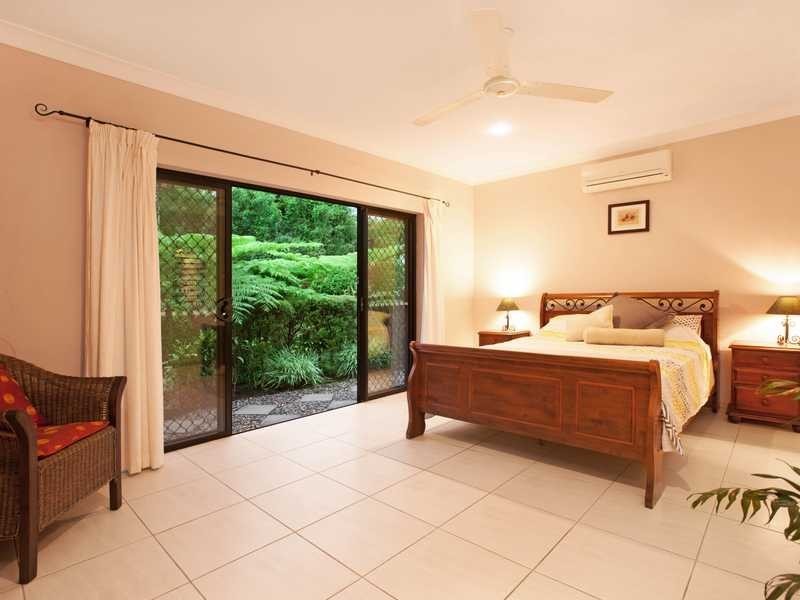 67 William Hickey Street, Redlynch QLD 4870