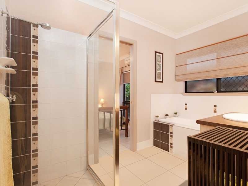 67 William Hickey Street, Redlynch QLD 4870