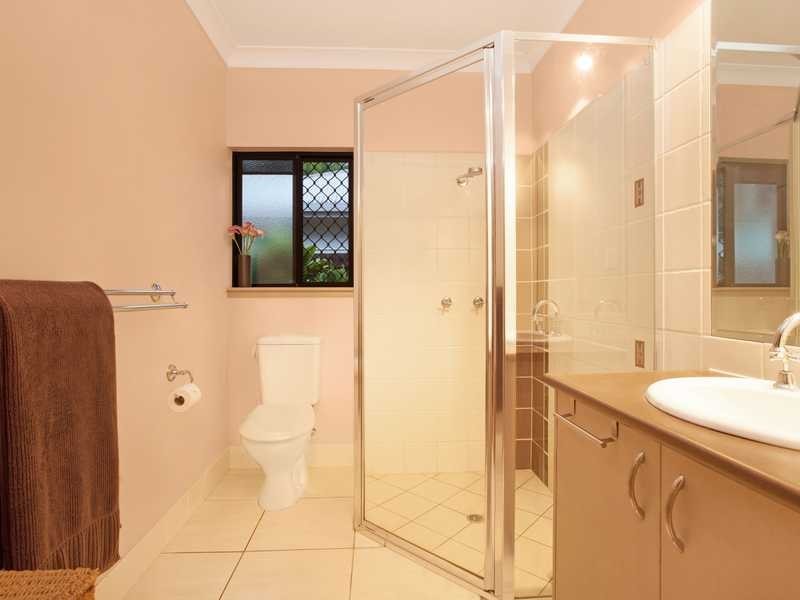 67 William Hickey Street, Redlynch QLD 4870