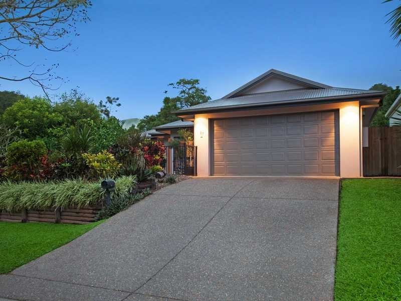 67 William Hickey Street, Redlynch QLD 4870