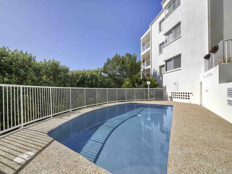5/2 Selene Street, Sunrise Beach QLD 4567