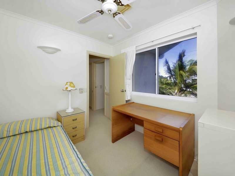 5/2 Selene Street, Sunrise Beach QLD 4567