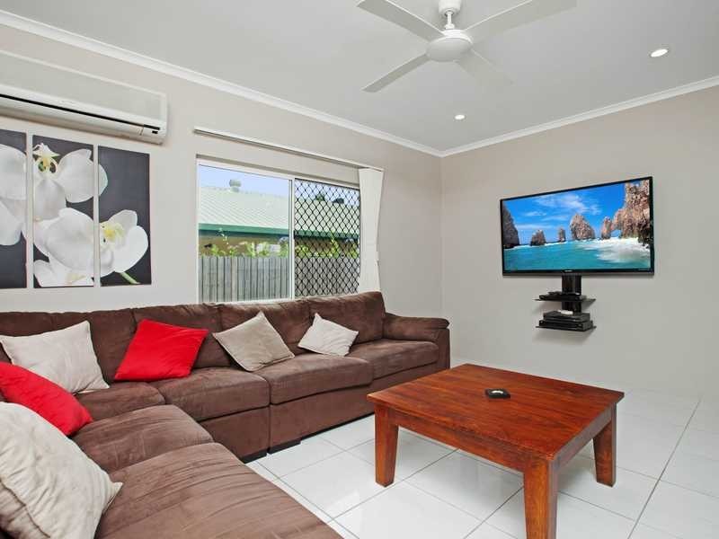 5 Dolphin Close, Kewarra Beach QLD 4879