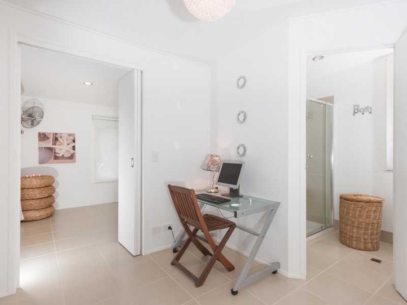 48 MacIlwraith Street, Manoora QLD 4870