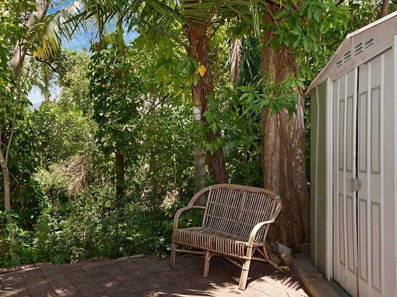 8/23 Heavey Crescent, Whitfield QLD 4870