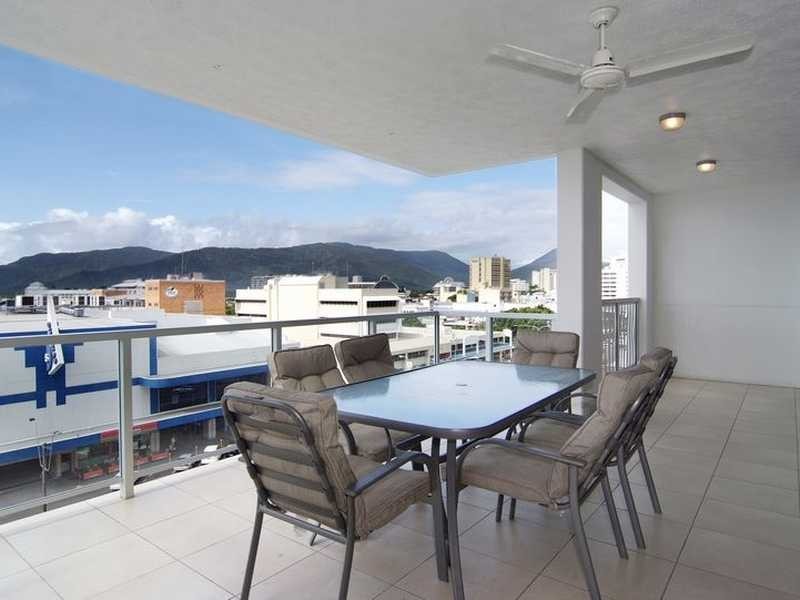 704/125 Grafton Street, Cairns City QLD 4870