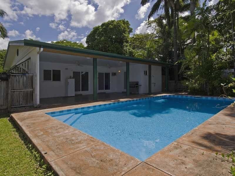 24 Langan Street, Earlville QLD 4870