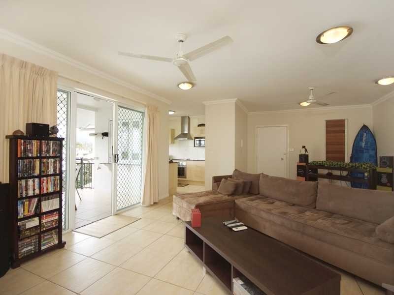 15/18 Smith Street, Cairns North QLD 4870