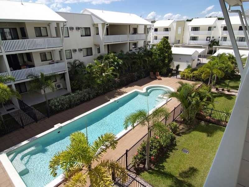 19/44 Pease Street, Cairns QLD 4870