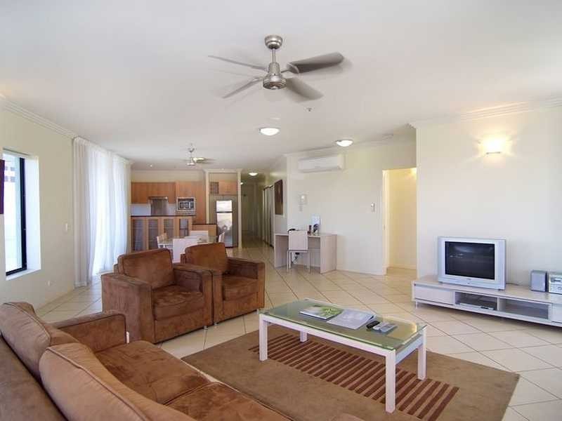 304/2-4 Lake Street, Cairns City QLD 4870