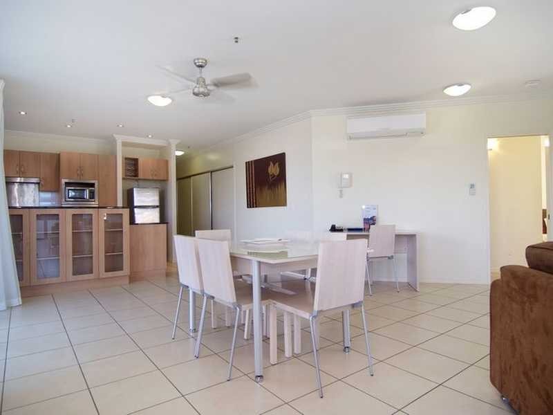 304/2-4 Lake Street, Cairns City QLD 4870