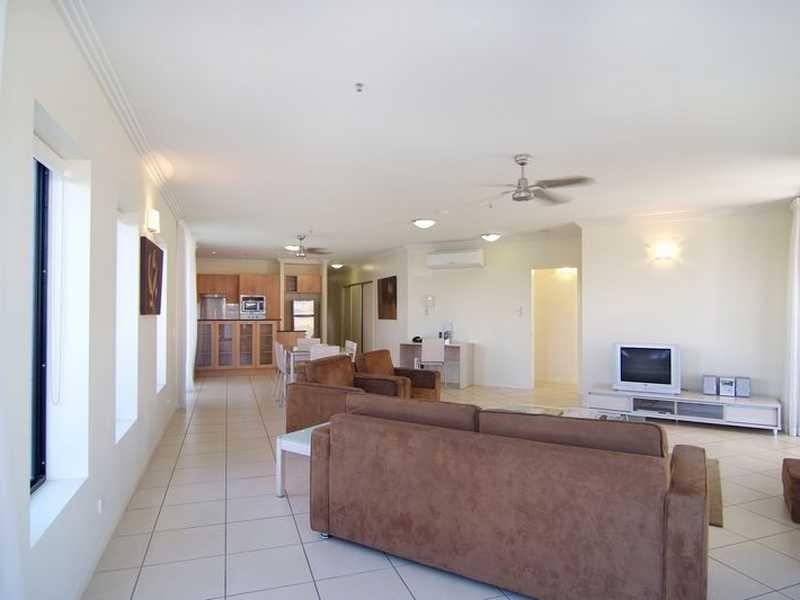 304/2-4 Lake Street, Cairns City QLD 4870