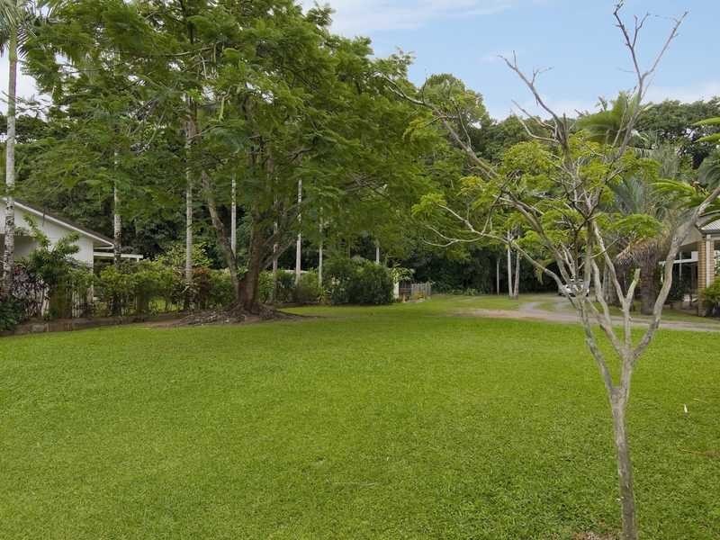 77 Survey Street, Smithfield QLD 4878
