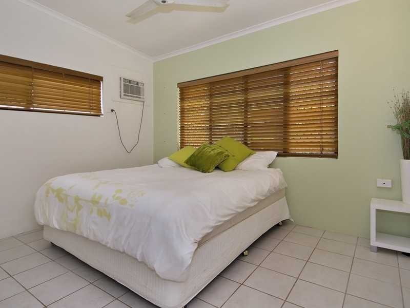 8 Vista Street, Bayview Heights QLD 4868