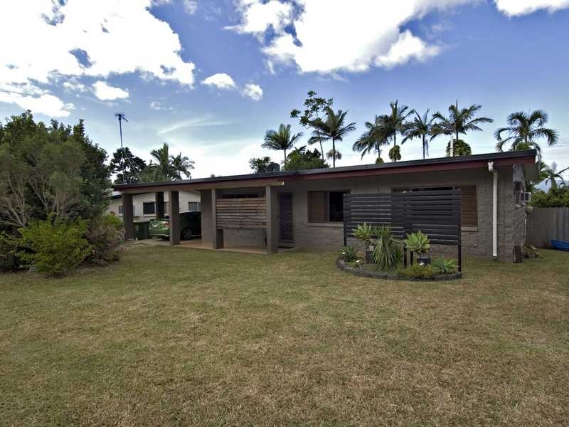 8 Vista Street, Bayview Heights QLD 4868