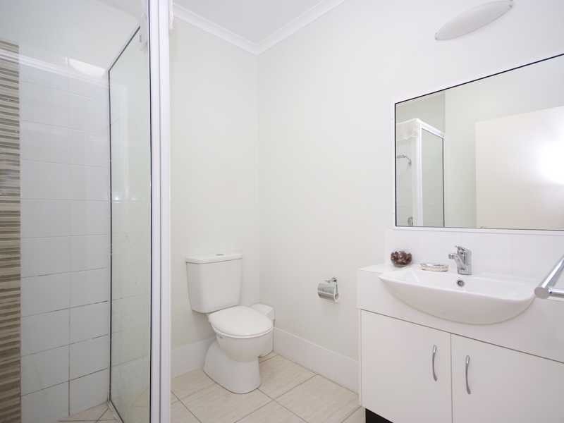 3/15 Clare Street, Cairns QLD 4870
