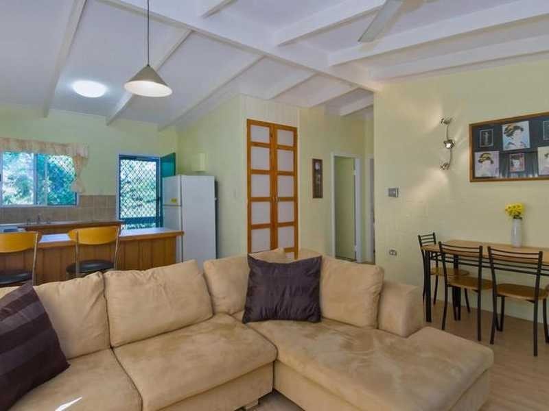 6/102 Wistaria Street, Holloways Beach QLD 4878