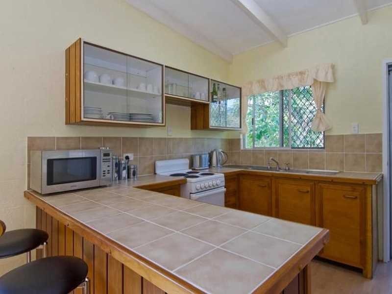 6/102 Wistaria Street, Holloways Beach QLD 4878