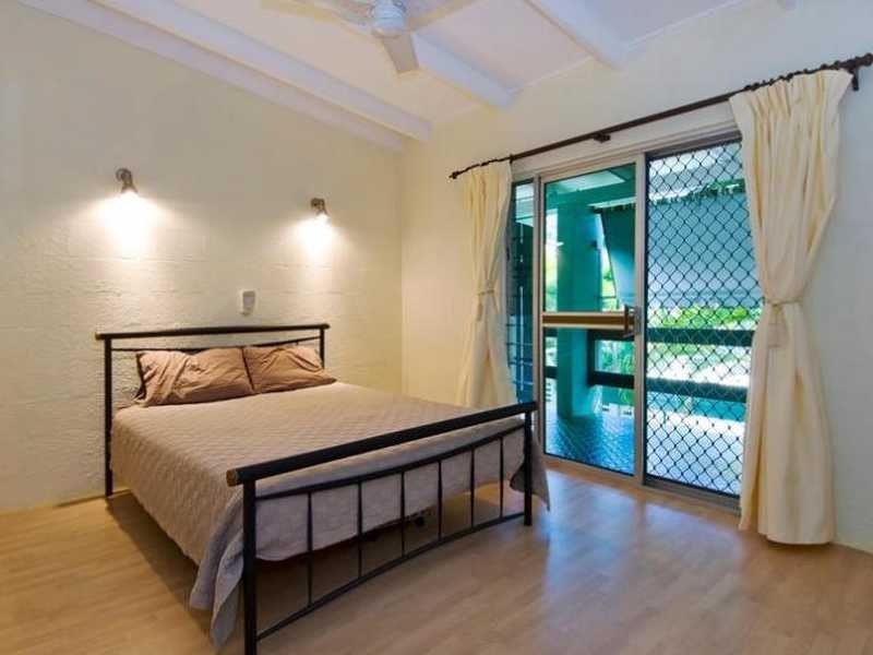 6/102 Wistaria Street, Holloways Beach QLD 4878