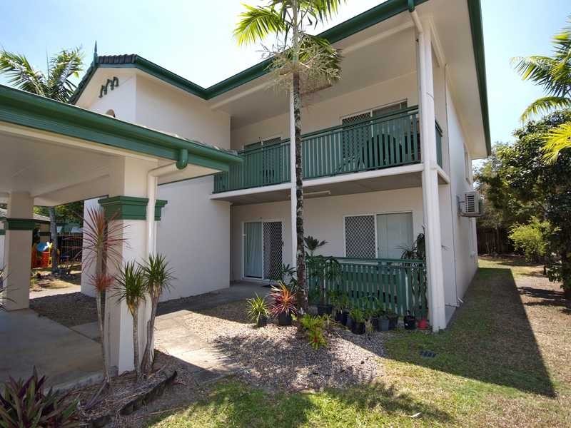 6/342 Mccoombe Street, Mooroobool QLD 4870