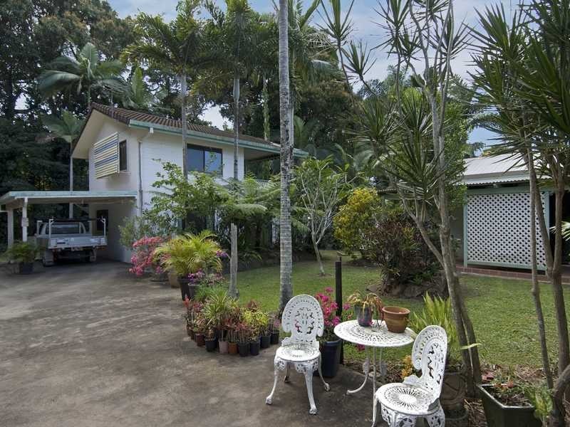 75 Survey Street, Smithfield QLD 4878