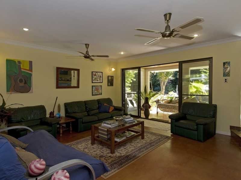 75 Survey Street, Smithfield QLD 4878