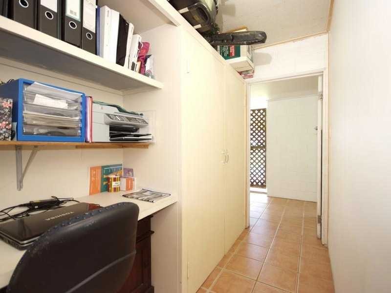11 Wirrah Street, Bayview Heights QLD 4868