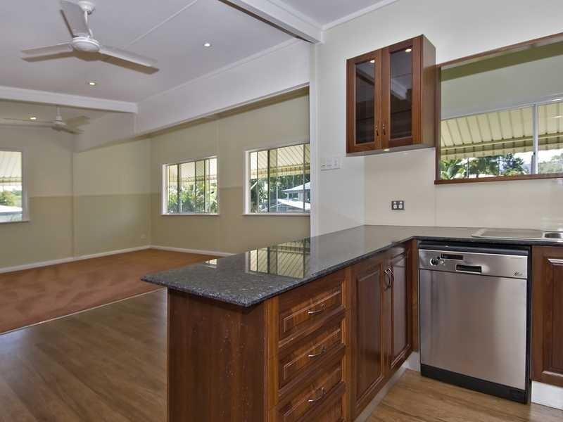 1 Watson Street, Earlville QLD 4870